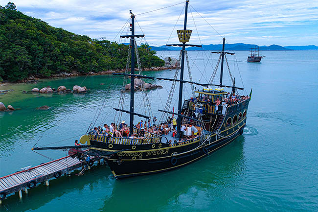 Passeio de Barco - Porto da Pirataria